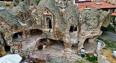 3 bin yıllık Frig Vadisi yaz sezonunda ziyaretçi akınına uğruyor