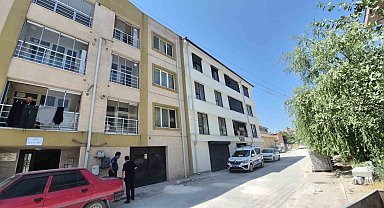 9 metre yükseklikten düşen 3 yaşındaki çocuk ağır yaralandı