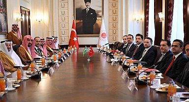 Adalet Bakanı Gürlek, Suudi mevkidaşı Al Smani ile bir araya geldi