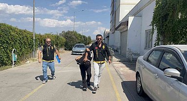 Adana'da 3 kişiyi öldüren katil zanlısı adliyeye sevk edildi