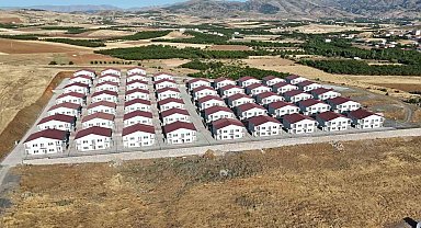 Ahbap Derneği 'depremzedeye ev' sözünü tutmadı: Malatyalı depremzedeler, toplanan milyonlarca doların nereye harcandığını soruyor