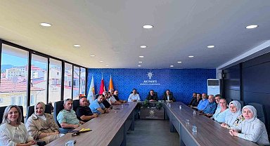 AK Parti sivil toplum kuruluşlarıyla bir araya geldi