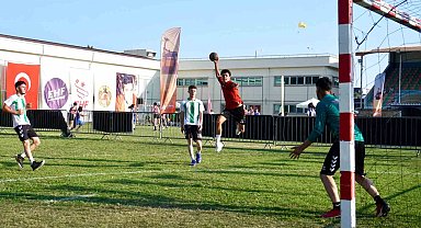 Alanya'da 2 bin kişilik hentbol şöleni başladı