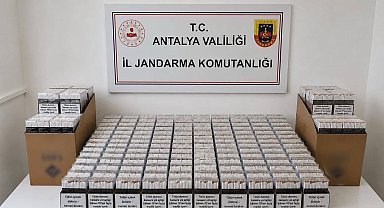 Antalya'da kaçak tütün operasyonu: 10 bin doldurulmuş makaron ele geçirildi