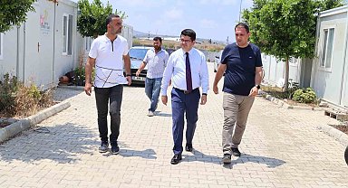 Arsuz'da konteyner kentlerin tahliyesiyle ilgili vatandaşlarla bir araya gelindi