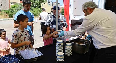 Aşure geleneği Şirinevler'de yaşatıldı