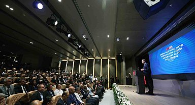 Bakan Bayraktar: "Türkiye-KKTC arasında yaklaşık 101 kilometre uzunluğunda doğal gaz iletim hattı inşa edeceğiz"