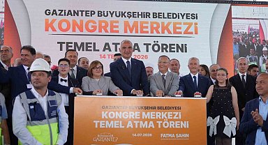 Bakan Ersoy: "Bu merkezin Gazianteplilerin ticaret, kültür ve sanat hayatında ciddi etkisi olacağına inanıyorum"