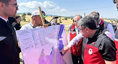 Bakan Yumaklı açıkladı: Uşak'ta 12 milyar TL'lik yatırımda yüzde 75'i kadın 2 bin 500 kişi istihdam edilecek