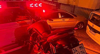 Başakşehir'de 150 bin liralık motosikletle akrobatik hareketleri pahalıya patladı: Ehliyetsiz sürücüye motorun 2 katı değerinde ceza yazıldı
