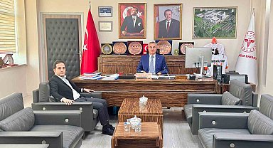 Başkan Aküzüm, sağlık çalışanlarının sorunlarını İl Sağlık Müdürü Asiltürk'e iletti