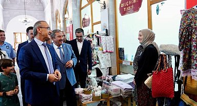 Başkan Bozkurt, Tarihi Bedesten'de kadın girişimciler ve esnafla buluştu