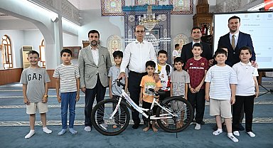Başkan Geçit, " Rotamız Cami neşesi" etkinliğinde çocukların coşkusuna ortak oldu