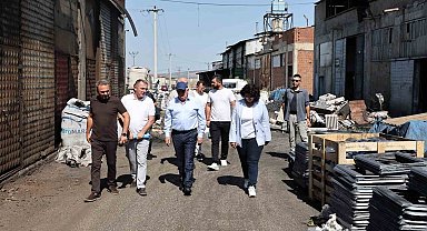 Başkan Şadi Özdemir mahallelerdeki sorunları yerinde inceledi