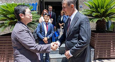Başkan Tugay'dan Singapur'a İEF ve EXPO 2027 daveti