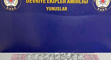 Beşiktaş'ta şüphe üzerine durdurulan araçta çamaşır makinesine gizlenmiş 37 paket esrar ele geçirildi