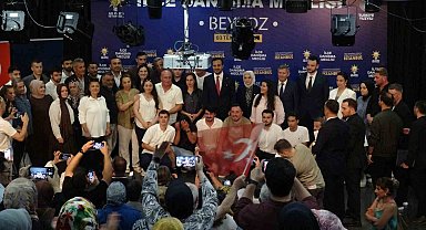 Beykoz'da Bağımsız meclis üyesi Esengül Yılmaz Gül, AK Parti'ye katıldı