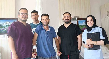 Bingöl'de 37 yıldır yürümekte zorlanan hastaya 10 saatlik operasyon