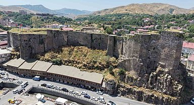 Bitlis Kalesi'nde kazılar büyük ölçüde tamamlandı
