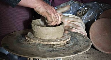Bitlis'te asırlık çömlekçilik geleneğini kadınlar yaşatıyor