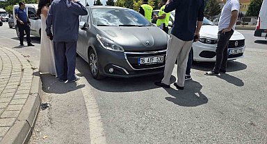 Bursa İnegöl'de otomobil motorsiklete çarptı:2 yaralı