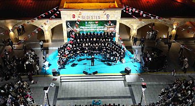 Çorum'da "yaza merhaba" konseri yoğun ilgi gördü