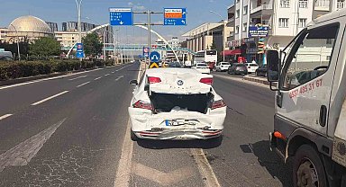 Diyarbakır'da trafik kazası: 7 aylık hamile sürücü şoka girdi