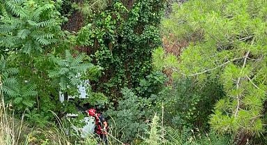 Dörtyol'da uçurumdan uçan otomobilin sürücüsü yaralandı