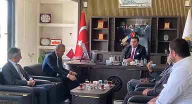 Eren Üniversitesi Rektörü Necmettin Elmastaş'ın Aydınlar belediye başkanı İbrahim Ergün ile Yemekli Toplantıda Buluştu