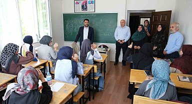 Erzincan'da ilk kez yatılı yaz Kur'an kursu uygulaması başladı