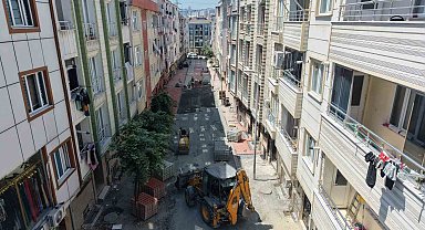 Esenyurt'ta yol yenileme çalışmaları aralıksız sürüyor