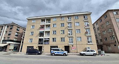 Eskişehir'de 58 yaşındaki adamın cesedini evde annesi buldu