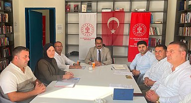 Hakkari'de kütüphaneler arası eşgüdüm toplantısı Esendere'de gerçekleştirildi