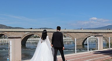 Horlamak hem boşanma hem tazminat sebebi