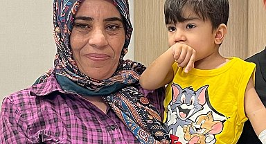 İki evladını kaybetti, üçüncü çocuğuna böbreğiyle can oldu
