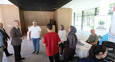 İnegöl Belediyesi tercih sürecinde de öğrencilerin yanında