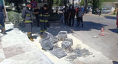 İşletme sahibi 800 bin lira ceza yemesine sebep olan ses sistemini belediye önünde benzin döküp yaktı