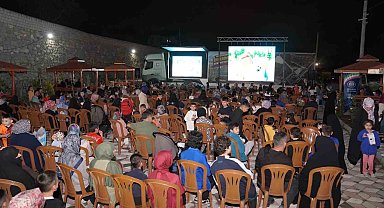 Isparta Belediyesi'nden Sav'da çocuklara açık hava sineması