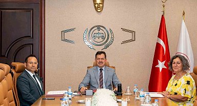 İzmir'de tutuklu kadın ve çocuklar için anlamlı protokol