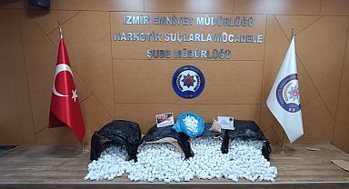 İzmir'de zehir tacirlerine baskın: 3 tutuklama