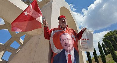 Kahramanmaraş'tan İstanbul'a gelen vatandaştan duygu dolu sözler: "Ölmeden bu Şehitler Köprüsü'nü gördüm binlerce şükür"