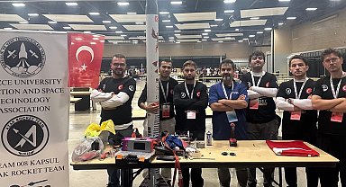 Kapsül Azak Rocket Team ABD'de dünya birincisi oldu