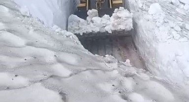 Kars'ta temmuz ortasında 3 metre kar