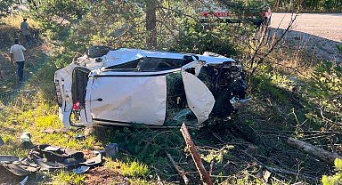 Kastamonu'da otomobil şarampole yuvarlandı: 5 yaralı
