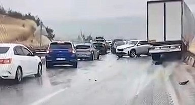 Kastamonu'da zincirleme trafik kazası kamerada