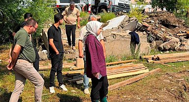 Kaymakam çizmeleriyle gündem oldu