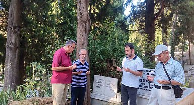 Kazım Baykal vefatının 33.yıl dönümünde mezarı başında anıldı