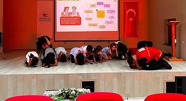 Kızılay'dan yaz kursu öğrencilerine afet bilinci eğitimi