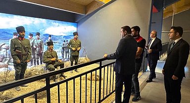 Kütahya Valisi Işın, Dumlupınar Şehitliği ve Diorama Müzesi'nde incelemelerde bulundu