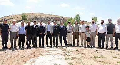Kütahya'da Boztepe şehitleri dualarla anıldı